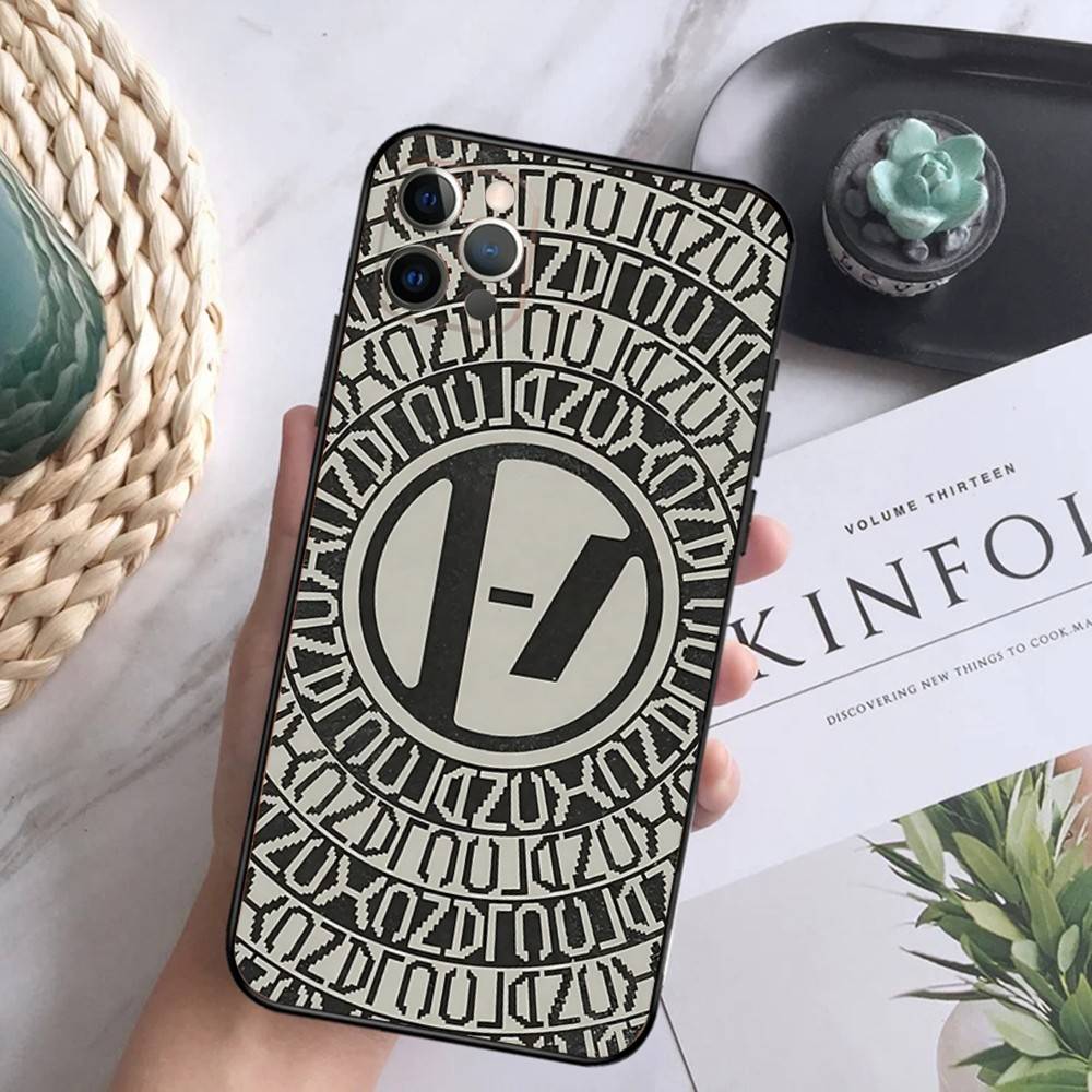 T-Twenty One P-Pilots Phone Case For iPhone 17,16,15,14,13,12,11,Pro,Max,Plus,E,Air,Mini Protective Black Cover