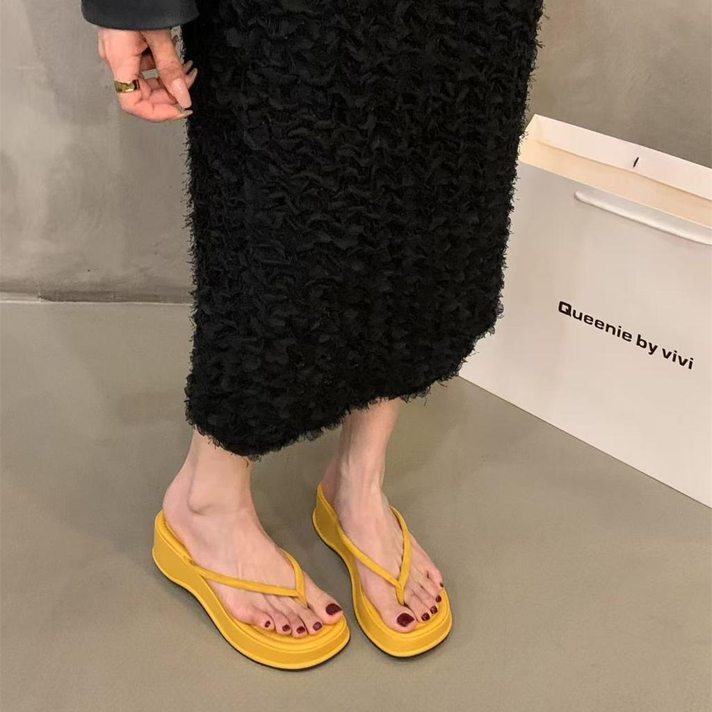 Босоножки на танкетке, шлепанцы с перемычкой, туфельки феи, новинка лета 2025, для улицы, для отпуска, сандалии на толстой подошве