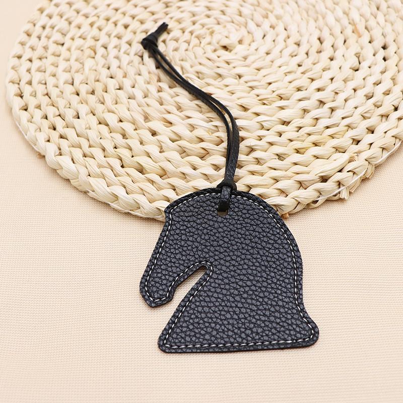 Модный кожаный милый креативный персонализированный брелок в виде головы лошади для дам, рюкзака, подвески, сумки, аксессуары