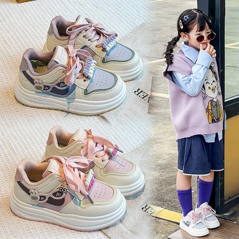 Girls Cartoon Print Soft Sole Casual Sneakers Kids Ages 4-6 Low Top Mesh Lining Breathable Synthetic Leather Shoes With