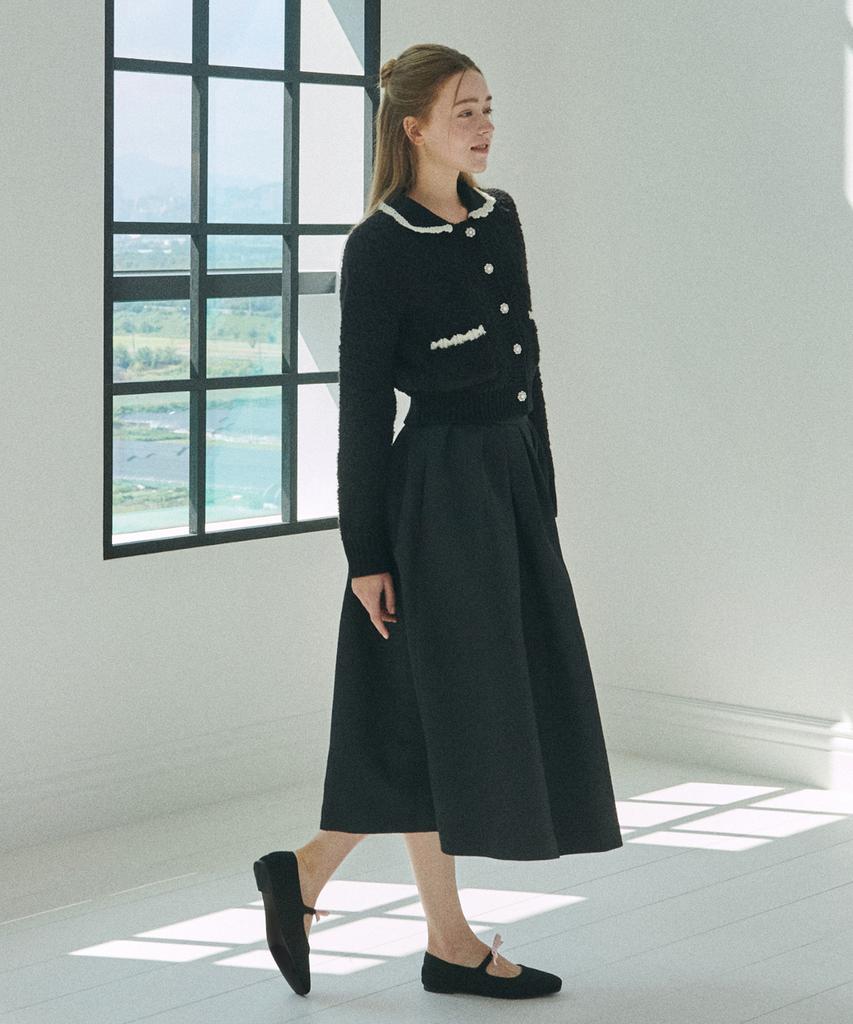 Si Wol 107 Rose Flare Skirt (Black)