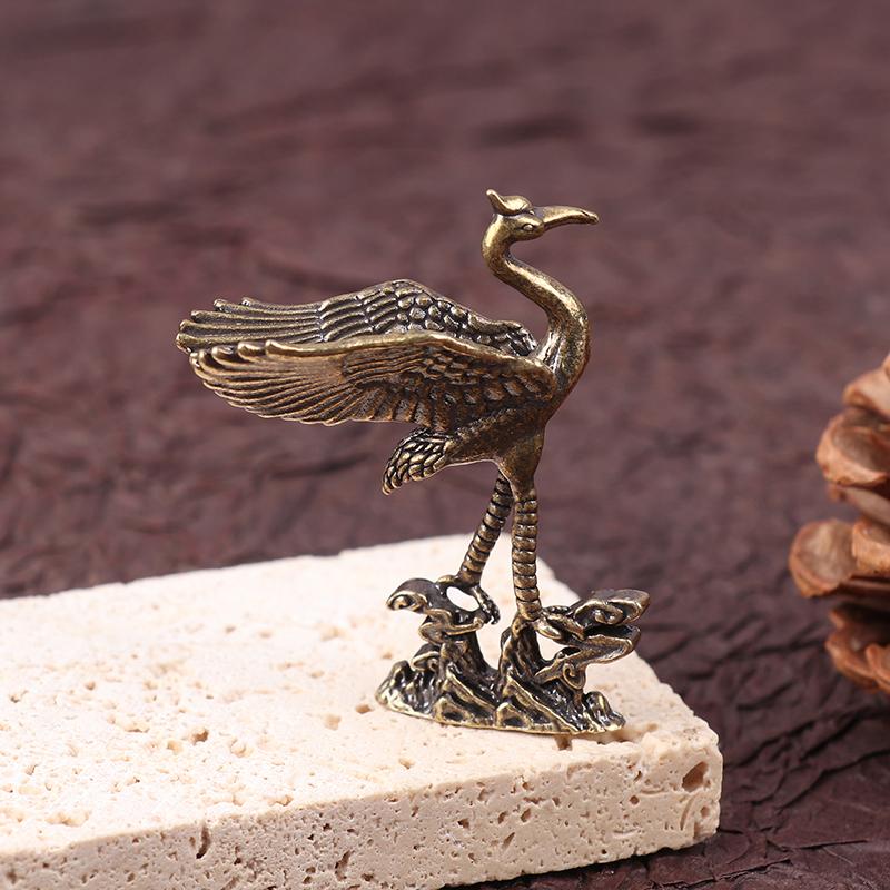 1 шт. антикварная латунная статуя орла-журавля, маленькие украшения, винтажные латунные фигурки животных, поделки, стол, домашний декор, аксессуары, подарки