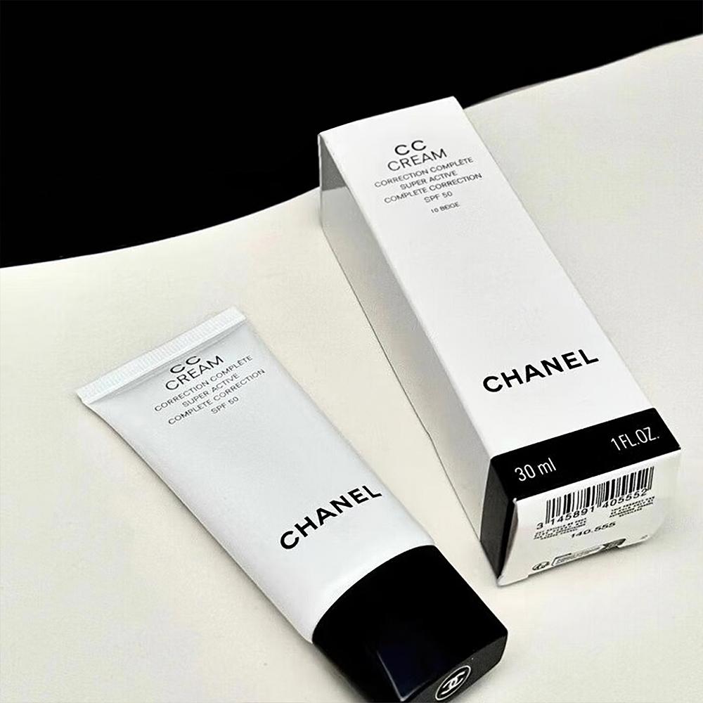 Chanel CC-крем SPF50 Тональная основа, Корректор тона кожи с натуральным покрытием 30 мл #10