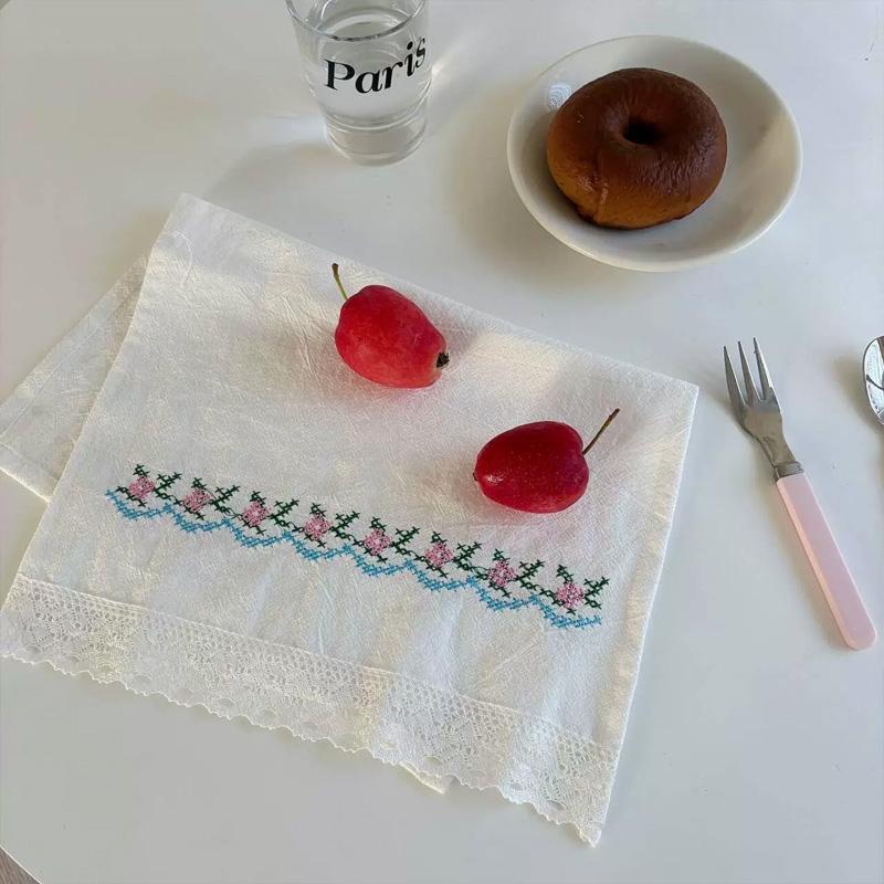 1Pc Solid Color Pastoral Style Photography Props Korean-style Cover Cloth Dust Cover Decorative Cloth Embroidered Cotton Placemat