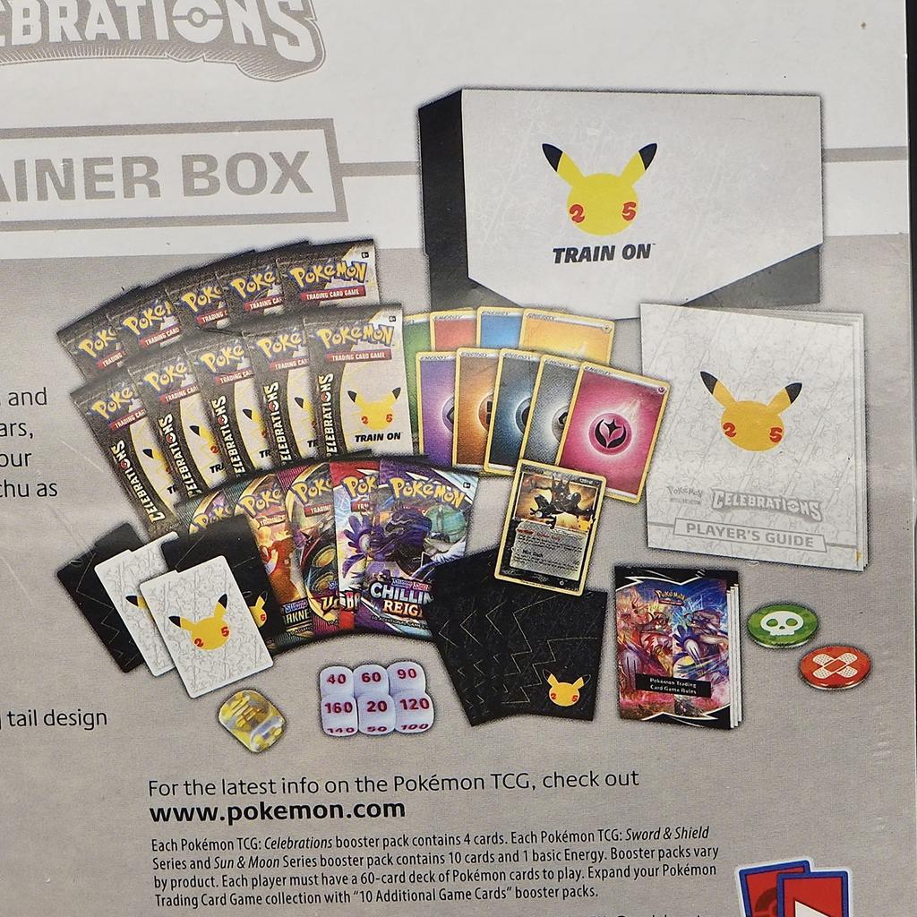 POKEMON 25-я годовщина празднования Elite Trainer Box карточная игра [английская версия]