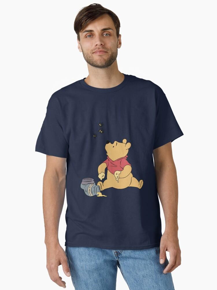 Winnie the Pooh Bear with honey pot Classic T-Shirt