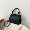 Street Fashion Small Square Bag With Car Stitching Trendy Pu Material Shoulder Bag