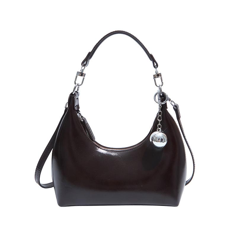 Сумка большой вместимости женская осенне-зимняя универсальная 2025 новая повседневная на плечо мессенджер корейская версия популярная дорожная сумка-пельмень