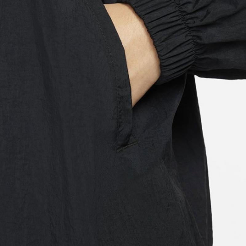 Nike Ветровка женская S eSSentialS Hbr тканая куртка Dm6182 010 S2207