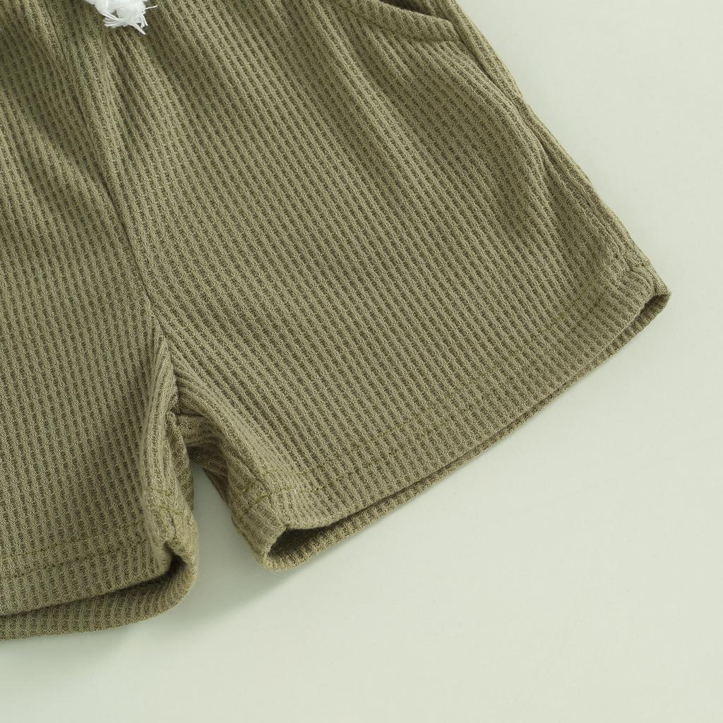 Комплект из 2 предметов вафельной ткани для малышей-мальчиков, топ с круглым вырезом, короткими рукавами, вышитыми буквами + шорты на резинке, комплект для мамы и мальчика