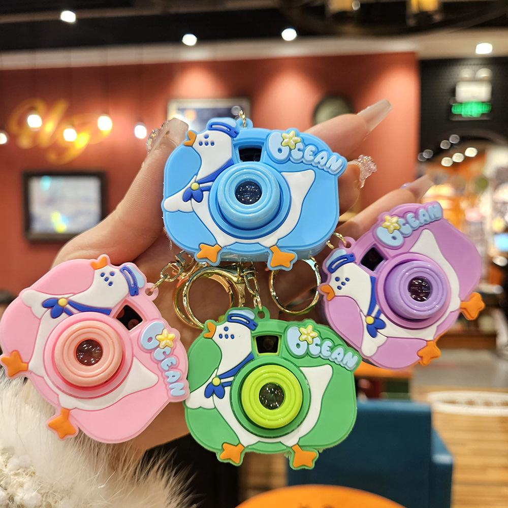 Милая мини-проекционная камера, мультяшный светящийся проекционный свет, женская сумка, брелок-подвеска