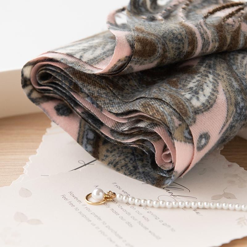 Women Winter Scarf Paisley Print Cashmere Pashmina Shawls Wraps Hijab Shawls and Wraps Female Echarpe Scarves Luxury Brand