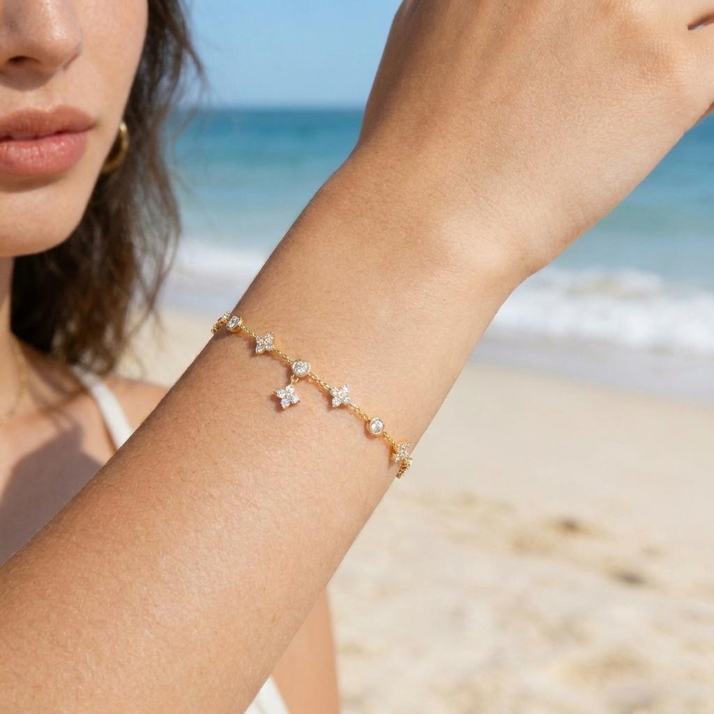 Delicate Sparkling Cubic Zirconia Flower Bracelet for Women Gold Plated Stackable Link Chain Bracelet Trendy Jewelry Accessories