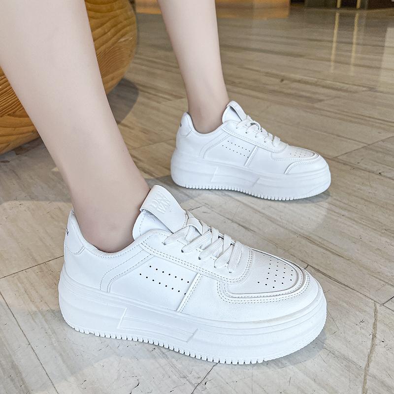 Модные женские повседневные туфли на платформе, спортивные кроссовки, осенние уличные дышащие легкие белые кроссовки для бега, женские белые туфли