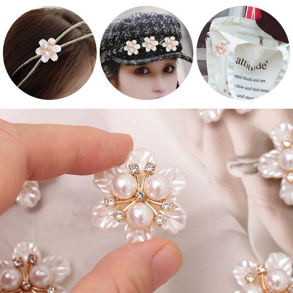 5PCS Sparkling Flower-shaped Crystal Pearl Button Pearl Hairpins Rhinestone Buttons Headwear Clip