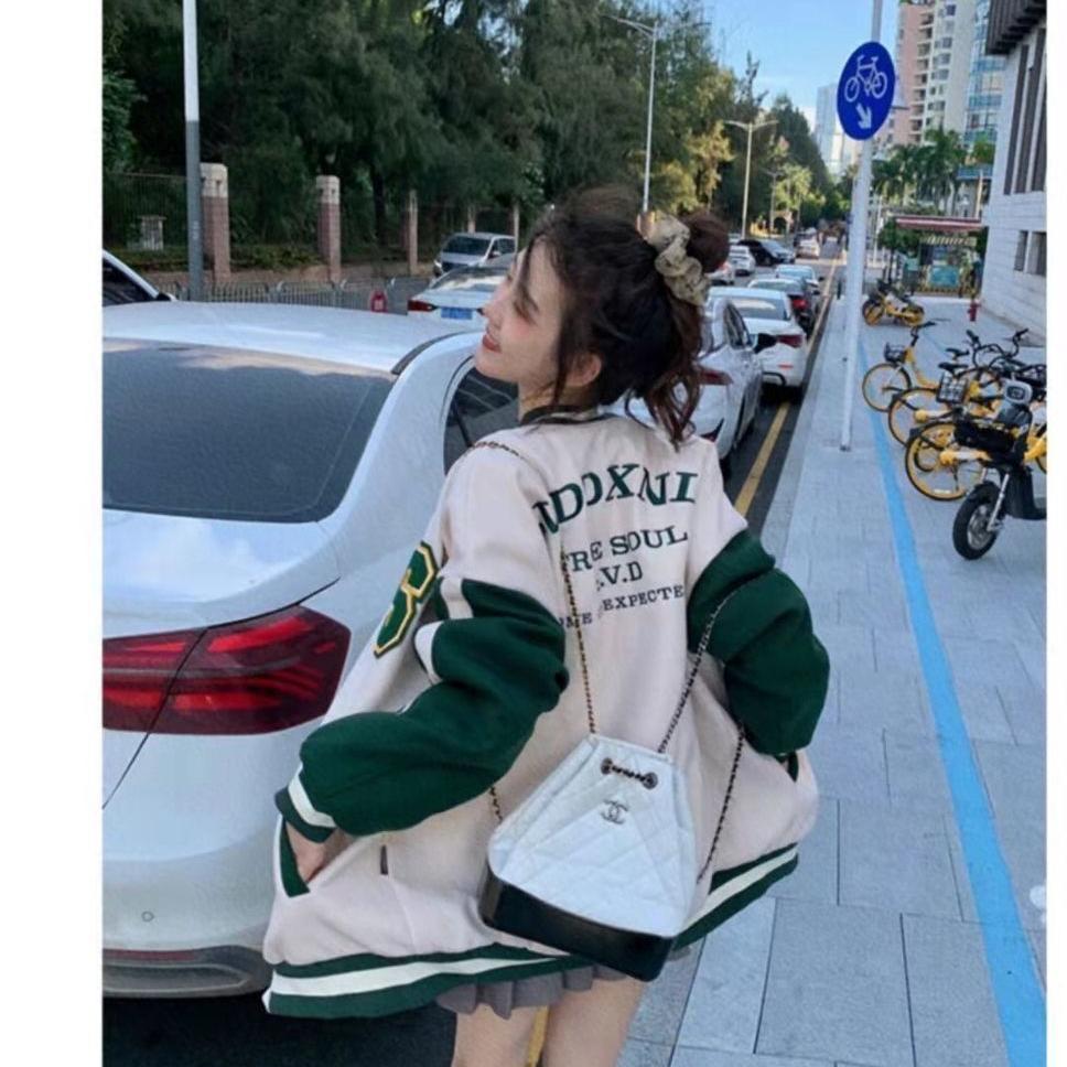 Женская осенняя бейсбольная куртка в студенческом стиле, короткая и свободная, идеально подходит для пар