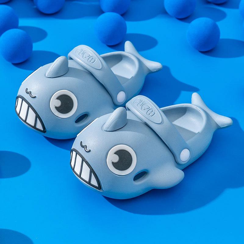 Детская мода мультяшный кит мальчики пляжная обувь нескользящие простые универсальные 2024 детские дышащие мягкие носочки обмотанные тапочки для девочек