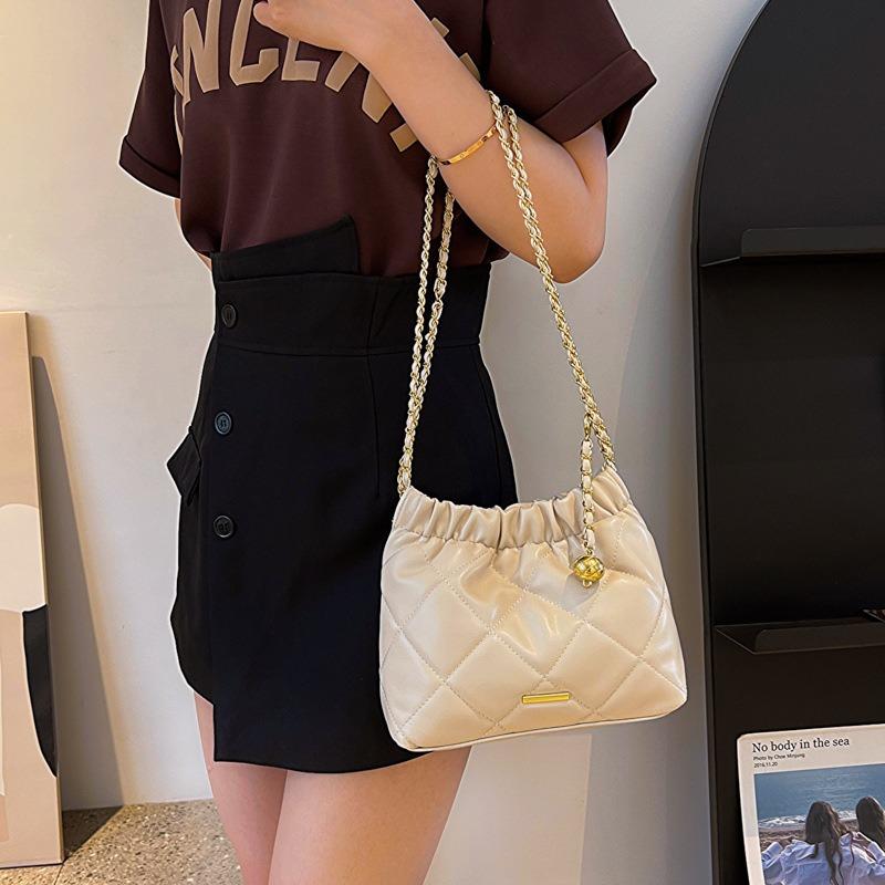 Rhombus chain bag autumn new niche simple bucket bag fashion shoulder messenger bag