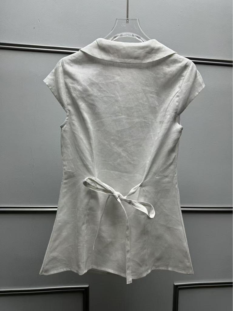 Французская минималистичная льняная рубашка с коротким рукавом и элегантным воротником-куклой