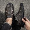 Сандалии 2025 новые кожаные летние спортивные и повседневные туфли с отверстием для пальца мужские больших размеров нескользящие пляжные туфли