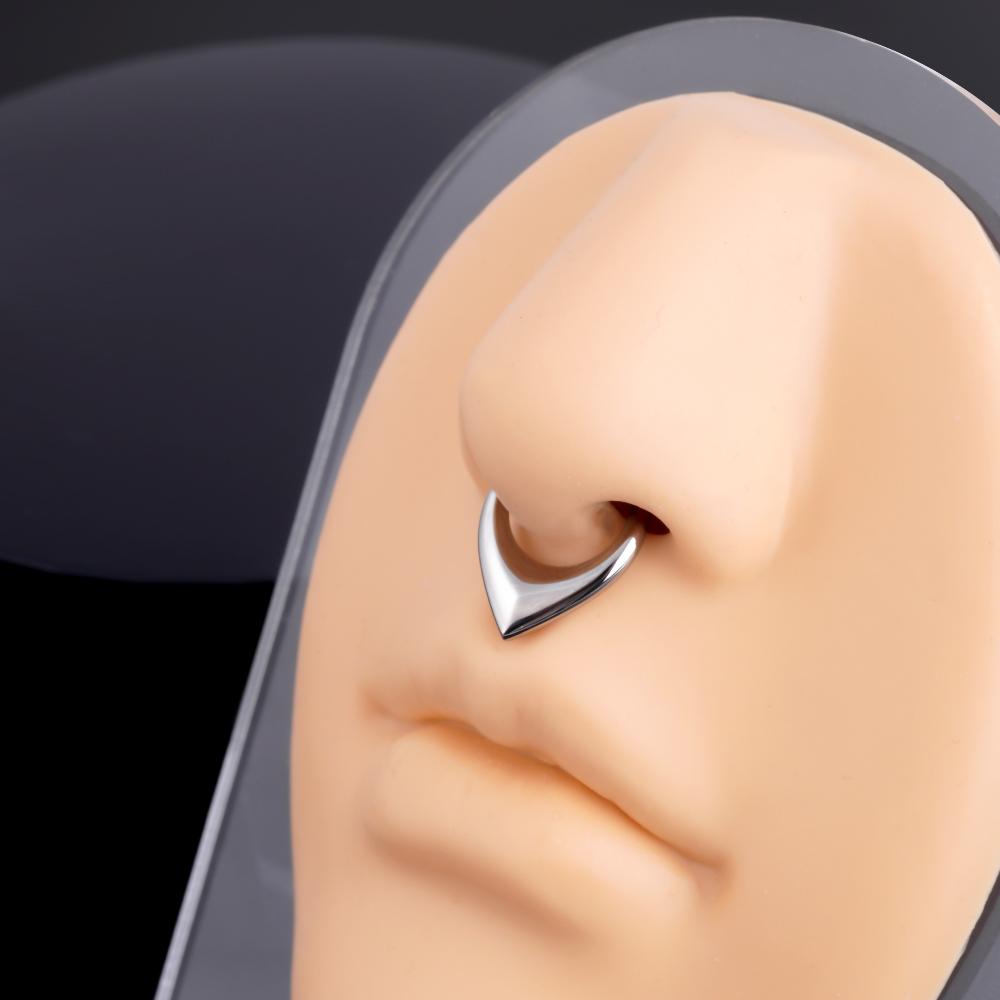Титан G23 Высокое качество Капля воды Пирсинг септума Кликер Кольца для носа 16G Сегмент Трагус Хрящ Дейт Серьги-кольца Циркон