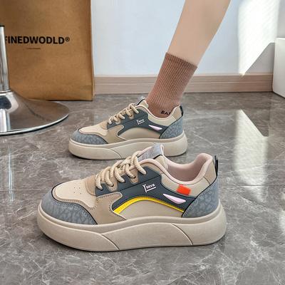 2025 весна белые туфли новая корейская версия ins студентки платформа увеличение спортивная доска обувь повседневная уличная съемка 1225