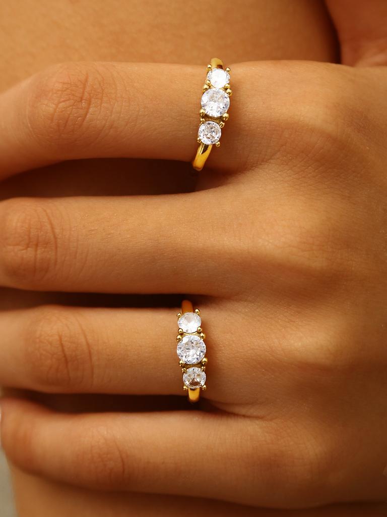 Французский Ретро Элегантный Шарм Изысканный Темперамент Нержавеющая Сталь Покрытие 18К Золотом С Бриллиантами Круглое Кольцо Женский Циркон