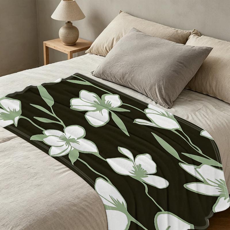 All Seasons Flannel Blanket Thickened, Warm & Soft, Skin-Friendly Cozy Throw Blanket for Home Sofa, Bed, Guest Room Ideal for Christmas & Halloween