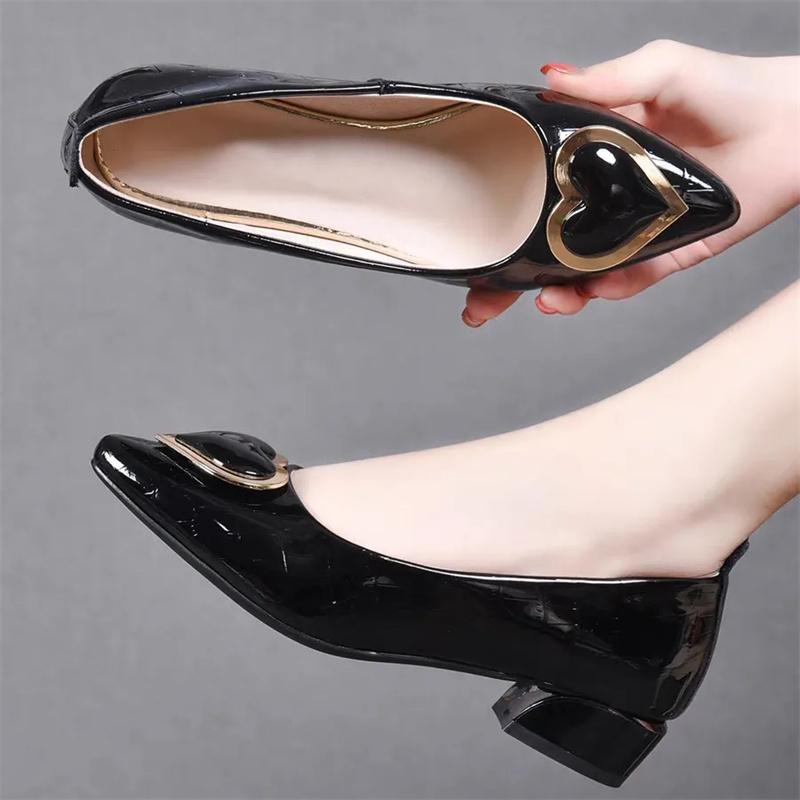 Женская обувь женская милая сексуальная белая с декором в виде сердец весенние слипоны на квадратном каблуке женская классическая черная удобная обувь на каблуке ab610