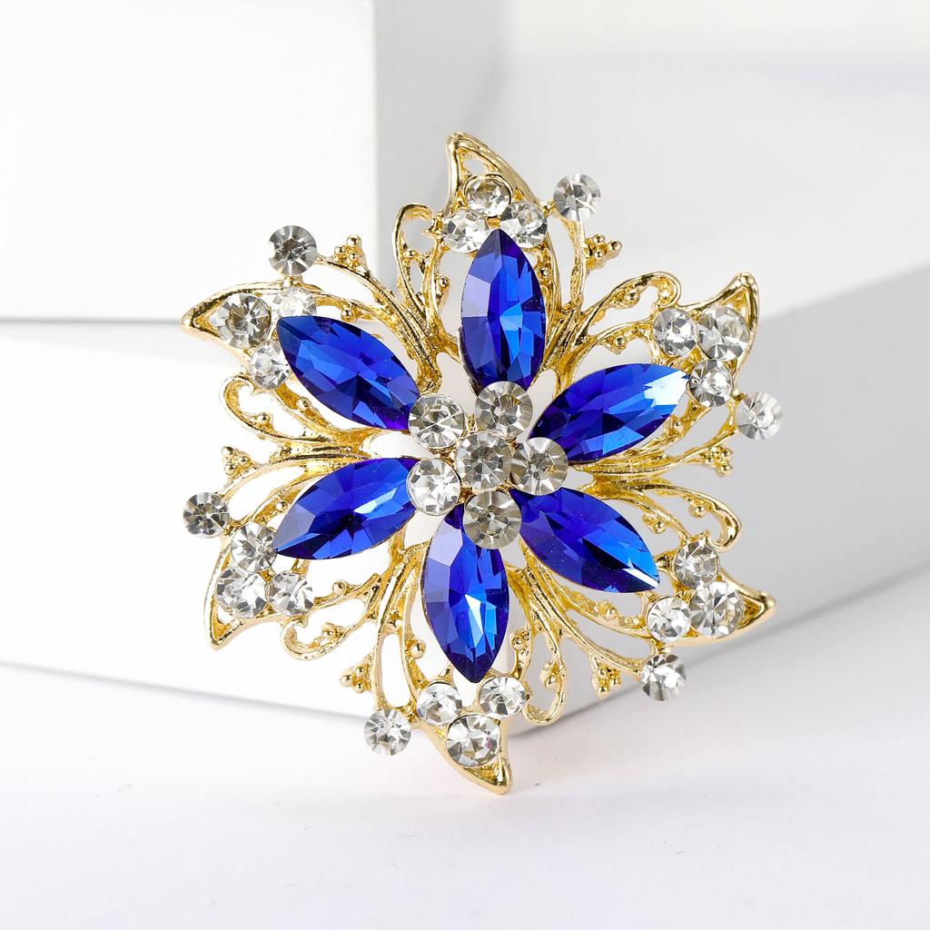 Rhinestone Flower Brooch for Women Unisex Crystal Glass Pins Banquet Party Backpack Gifts Jewelry Accessories