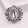 Elegant Clothing Fastener Fashion Accessory Clothing Jewelry Vintage Brooch Crystal Lapel Pin Gift for Woman Girls