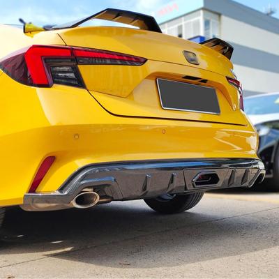 Совместимо с 2022 Honda Sport: Комплект заднего диффузора и спойлера, Защитные накладки на задний бампер и Угловые защиты.
