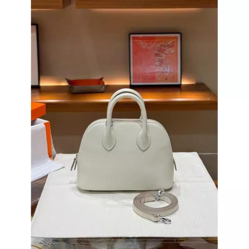 Мини-сумка через плечо из козьей кожи с зернистостью в виде боулинга