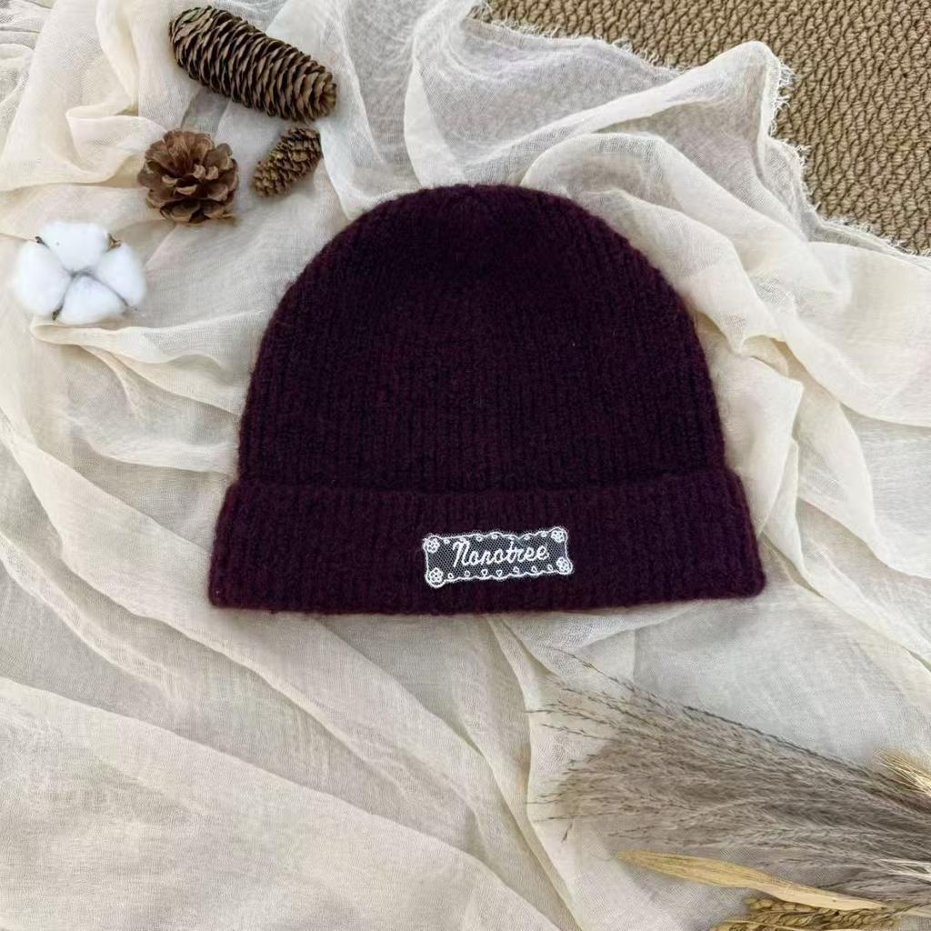 New Lace Letter Knitted Hat Women's Autumn and Winter Warm Ear Protector Wool Hat Fashion Versatile Face Small Baotou Hat