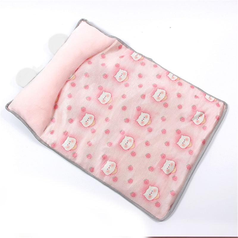 Lovely Pattern Pet Cooling Mat For Small Dog Cats Soft Ice Silk Fabric Bedding Machine Washable Nonslip Design Pet Bed