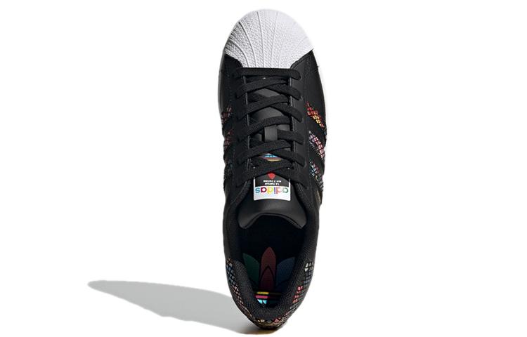 adidas Женские кроссовки Superstar с принтом 'Цветочная змеиная кожа' FW3693