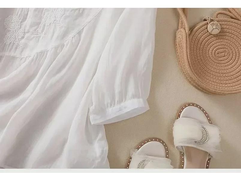 Summer Retro Embroidered Cotton-Linen T-Shirt: Solid Color, Loose Fit, Round Neck