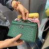 Лесно-зеленая ручная женская квадратная сумка через плечо с узором под страуса