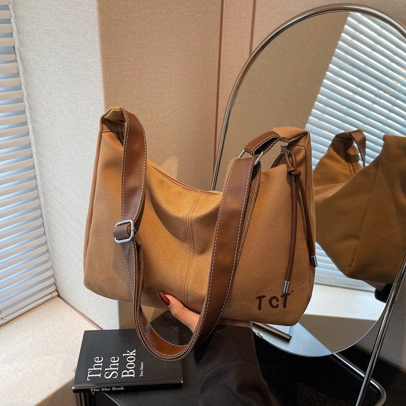 Ретро сумка-тоут женская летняя новая модная сумка на плечо повседневная通勤 сумка-мессенджер подмышку