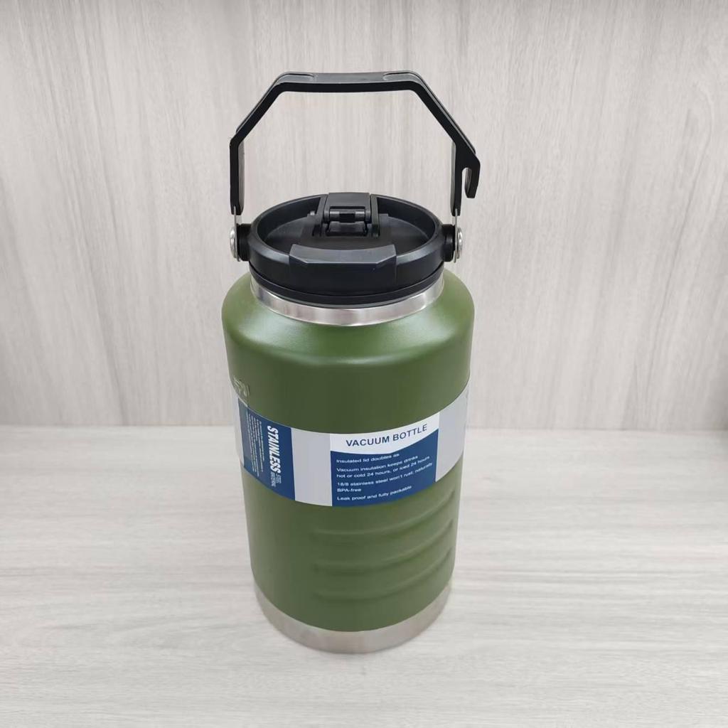 Изолированная уличная бутылка для воды из нержавеющей стали 304, большой емкости, стильного дизайна.