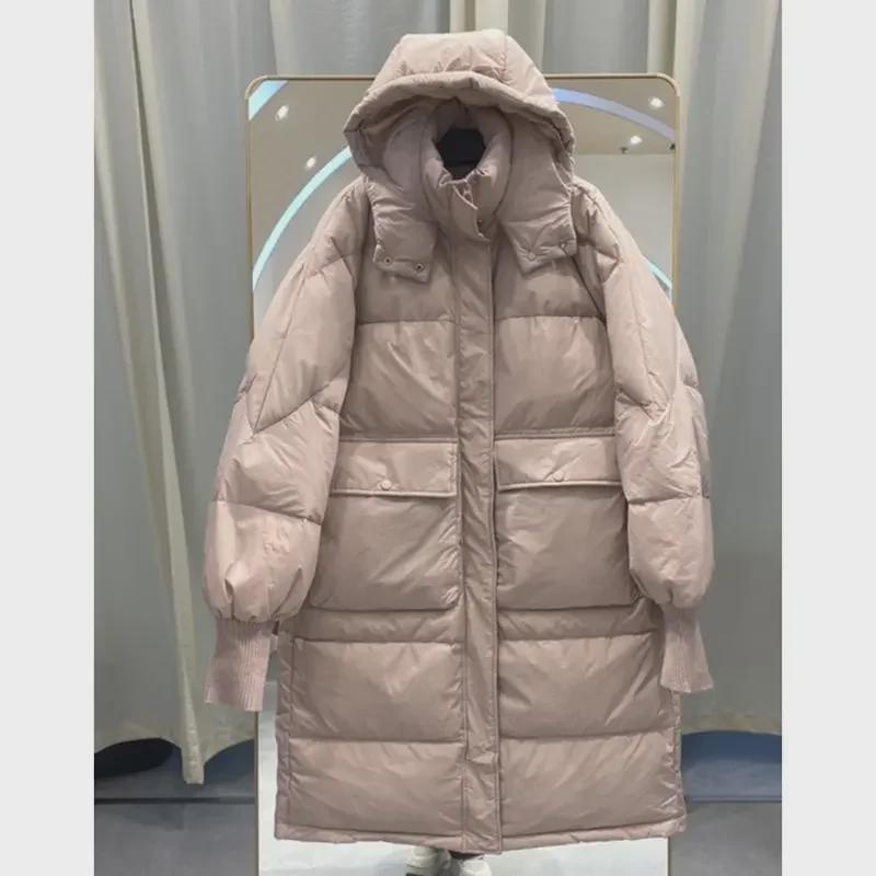 Женское хлопковое пальто длиной до колена из толстого белого утиного пуха с капюшоном 2024 года - зимняя мода в корейском стиле