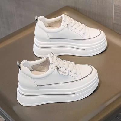 Кожаная внутренняя часть, увеличивающая рост, женская обувь, весна и осень, новые легкие белые туфли на толстой подошве, повседневные спортивные туфли