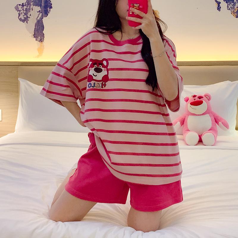 «Женский летний пижамный комплект 2024 года»: Короткий рукав, свободный крой, круглый вырез, комплект из двух частей с шортами.