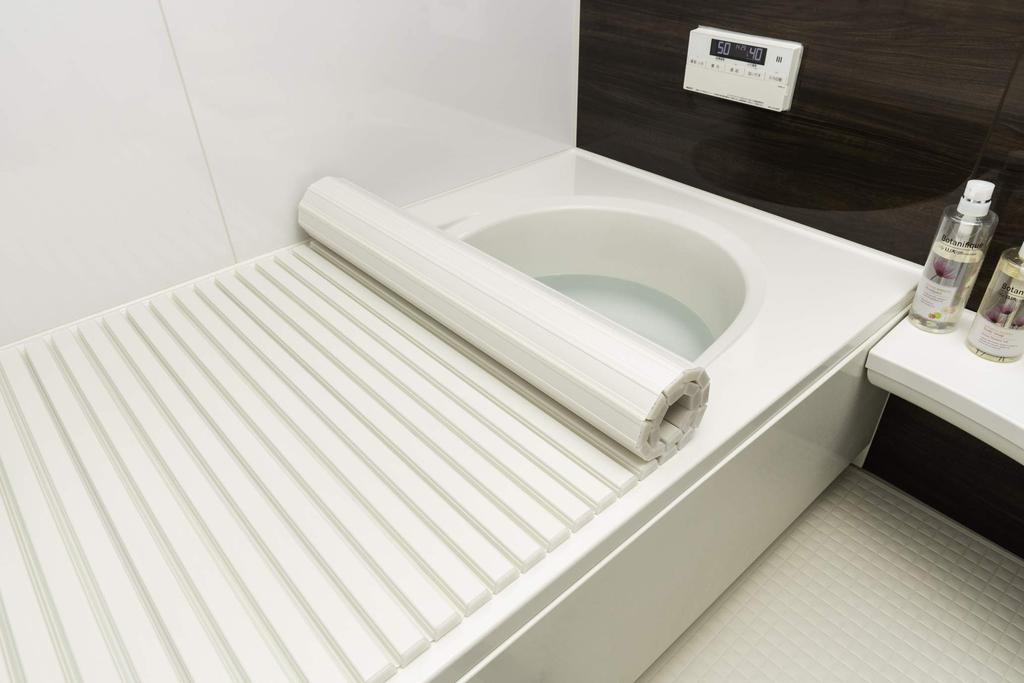 Topre Corporation Antibacterial and Antifungal Bathtub 70 x 149 White Shutter-Style Lid, cm, M15,