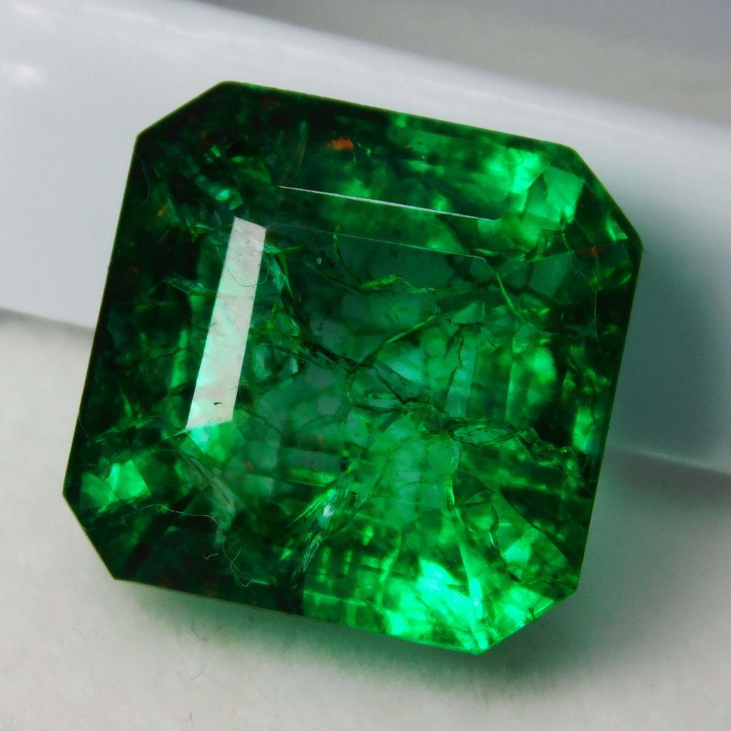 9.56 Carat Natural Green Colombian Emerald Square Cut Loose Gemstone