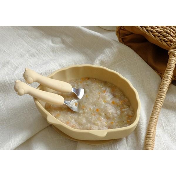 TGM Baby Bear силиконовый Petit нержавеющая сталь ложка + вилка набор Petit Edition, 2 комплекта, бежевый (ложка вилка), случайная доставка (дело)