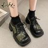 Туфли на платформе в римском стиле для женщин 2024 года, модные кожаные аксессуары с заклепками, универсальные удобные туфли-лодочки, туфли-лоферы, весна-осень