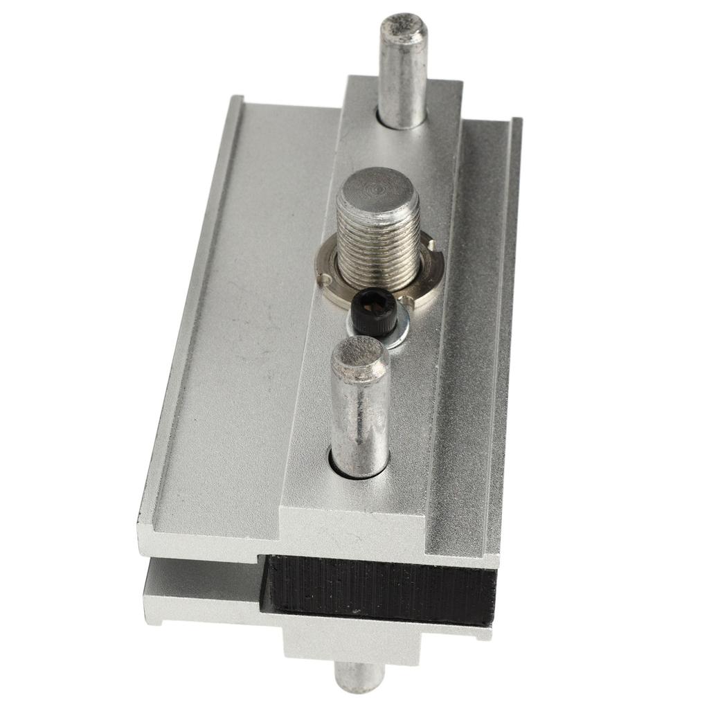 Самоцентрирующийся дюбель-кондуктор, направляющий позиционер, локатор, инструмент для деревообработки