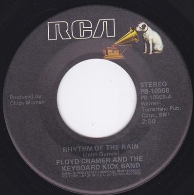 7-дюймовая пластинка FLOYD CRAMER & THE KEYBOARD KICK BA - Rhythm Of The Rain / Prelude To Lov PB10908 RCA 1977 US Поп Б/У