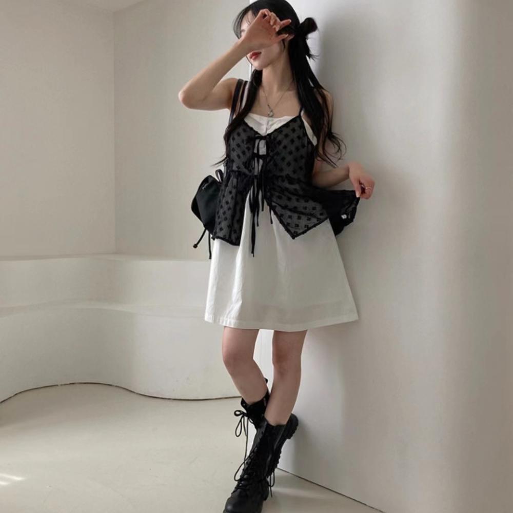 French Lace Sling Elegant Mesh Tops Women Summer Fashion Stacked Design Loose Gauze Tanks Korea Vintage Outwear Camis 2024 New